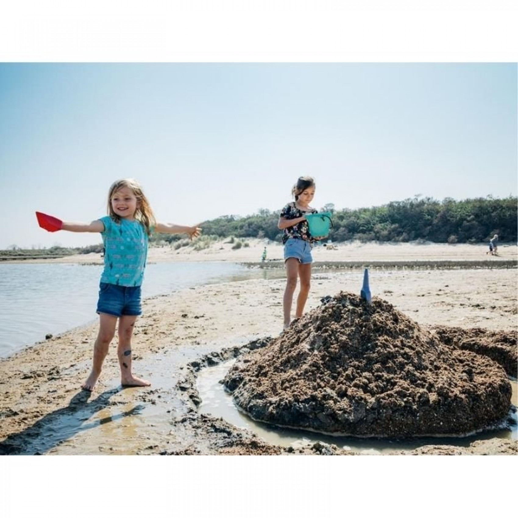 Pelle plage en plastique pour les enfants