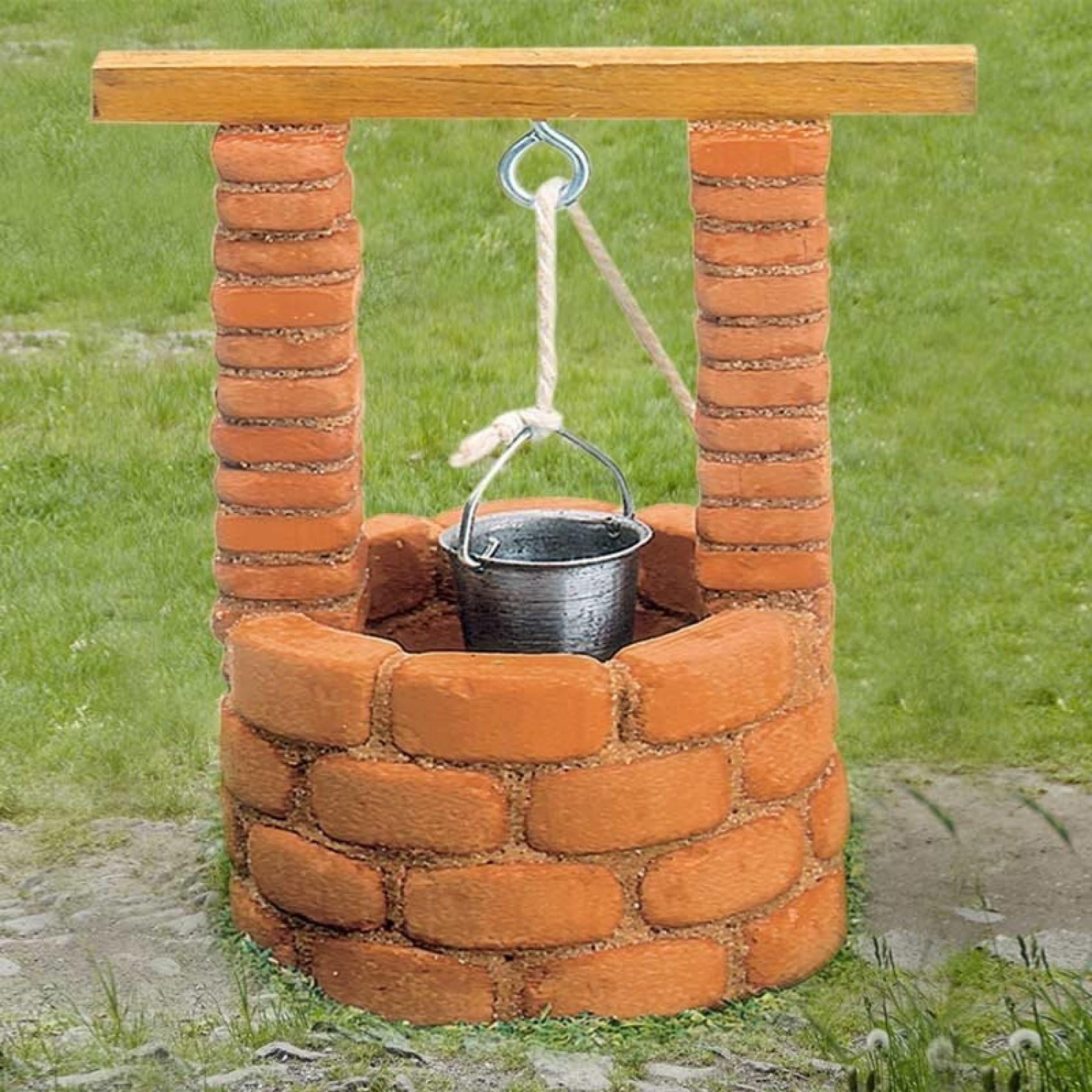 Oiseaux Buvant De Lu2019eau Dans La Peinture Aquarelle De La Fontaine, image size:1700x1700