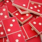 Grand jeu de dominos en bois du Queyras